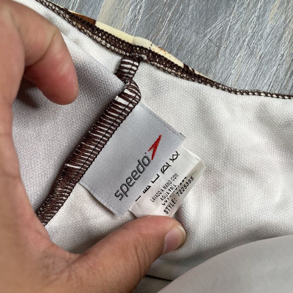 Speedo One Piece Swimsuit - Picture 4 of 5